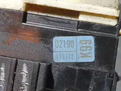 Peça sobressalente para automóvel em segunda mão Comutador De Luzes por TOYOTA COROLLA (E12) 2.0 D-4D Linea Luna Berlina Referências OEM IAM 173712  