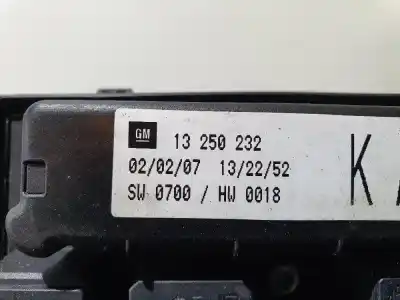 Second-hand car spare part fuse box unit for opel astra h gtc h berlina cosmo oem iam references 13250232