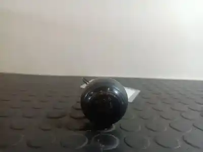 Peça sobressalente para automóvel em segunda mão botão da alavanca de velocidades por seat ibiza (6l1) cool referências oem iam 