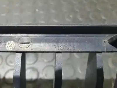 Peça sobressalente para automóvel em segunda mão grelha de pára choques direita por bmw serie 3 berlina (e90) 320d referências oem iam 7120008  