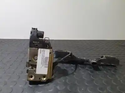Автозапчастина б/у замок передній праві двері для RENAULT LAGUNA II BG0 Authentique Посилання на OEM IAM 000662Z98  