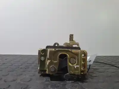 Peça sobressalente para automóvel em segunda mão fechadura da porta dianteira esquerda por daewoo nexia acro referências oem iam 90120862  