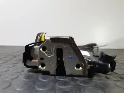 Peça sobressalente para automóvel em segunda mão fechadura da porta dianteira esquerda por toyota corolla verso (r1) 2.2 d-4d luna referências oem iam a046693