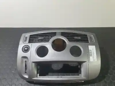 Peça sobressalente para automóvel em segunda mão GRELHA / DIFUSOR DE AR por RENAULT SCENIC II  Referências OEM IAM 8200140713  