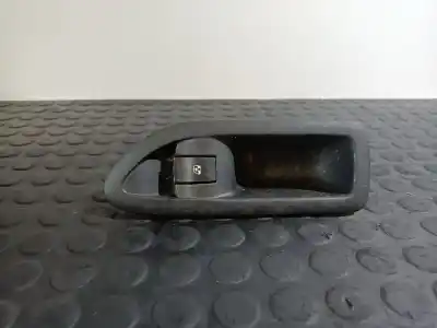 Second-hand car spare part rear left power window switch for renault laguna ii (bg0) expression oem iam references 8200317493