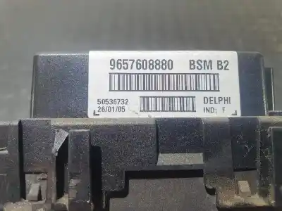 Tweedehands auto-onderdeel relais/zekeringenkastje voor peugeot 307 break / sw (s1) break xs oem iam-referenties 9657608880