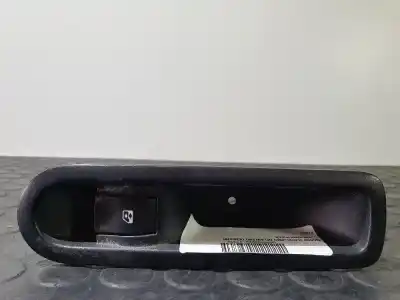 Peça sobressalente para automóvel em segunda mão botão / interruptor elevador vidro dianteiro direito por renault scenic ii grand confort dynamique 101 cv / 74 kw referências oem iam 21980