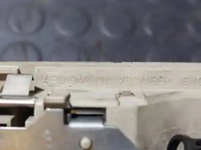 Second-hand car spare part interior light for audi a6 avant (4b5) 2.5 tdi quattro oem iam references 4b0947111