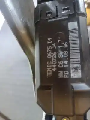 Peça sobressalente para automóvel em segunda mão elevador de vidros dianteira esquerda por renault scenic ii pack authentique 110 cv / 81 kw referências oem iam 440726j4  