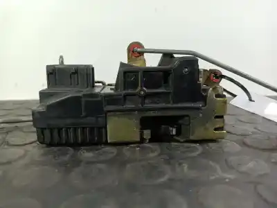 Second-hand car spare part Left Front Door Lock for CITROEN JUMPY 1.9 Turbodiesel (DHX. D8B / XUD9TE) OEM IAM references   