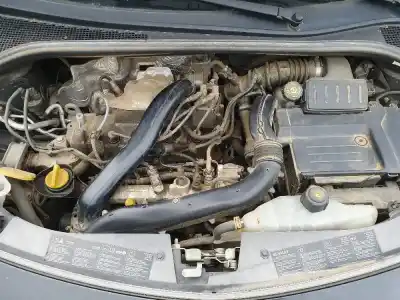 Second-hand car spare part complete engine for renault clio iii exception 2 oem iam references d4f784  