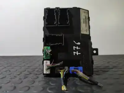 Peça sobressalente para automóvel em segunda mão caixa de fusíveis e relés por ford fiesta (cb1) trend referências oem iam 8v5115k600cf