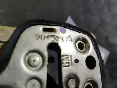 Pièce détachée automobile d'occasion serrure de porte avant droite pour corsa combo corsa c familiar références oem iam 90452374  