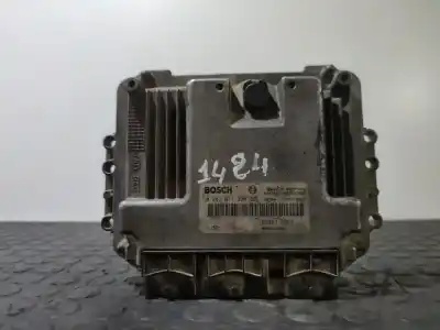 Peça sobressalente para automóvel em segunda mão centralina de motor uce por renault scenic ii grand confort dynamique 101 cv / 74 kw referências oem iam 8200310863