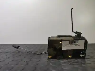 Pezzo di ricambio per auto di seconda mano serratura porta anteriore sinistra per peugeot 206 berlina xline riferimenti oem iam 