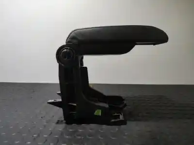 Автозапчасти б/у ЦЕНТРАЛЬНЫЙ ПОДЛОКОТНИК за BMW SERIE 3  ссылки OEM IAM 51168213678  