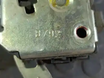 Piesă de schimb auto la mâna a doua încuietoare ușa din dreapta fațã pentru lancia lybra station wagon 2.4 jtd lx executive referințe oem iam b792