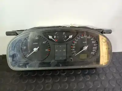 Second-hand car spare part dashboard for renault laguna ii bg0 authentique oem iam references 8200399758