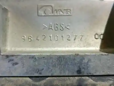 Peça sobressalente para automóvel em segunda mão puxador exterior de mala por citroen c5 berlina 2.2 hdi vivace referências oem iam 9631869177