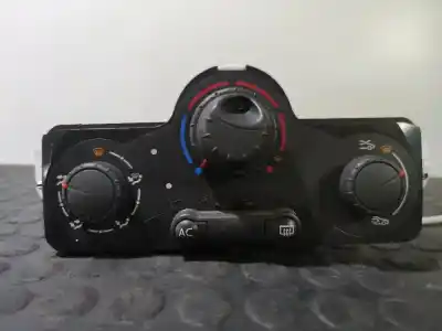 Pezzo di ricambio per auto di seconda mano  per RENAULT CLIO III  Riferimenti OEM IAM 69590001  