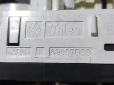 Peça sobressalente para automóvel em segunda mão comando de sofagem (chauffage / ar condicionado) por renault clio iii clio iii referências oem iam 69590001  