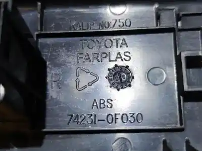 Peça sobressalente para automóvel em segunda mão botão / interruptor elevador vidro dianteiro direito por toyota corolla verso (r1) 2.2 d-4d luna referências oem iam 742310f030