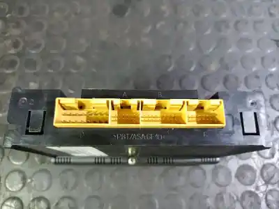 Second-hand car spare part climate control for audi a3 (8p1) 1.8 tfsi ambiente 160 cv / 118 kw oem iam references 8l0820043d  