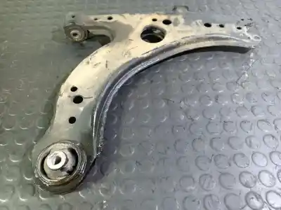 Peça sobressalente para automóvel em segunda mão Braço De Suspensão Inferior Dianteiro Direito por AUDI A3 (8P1) 1.8 TFSI Ambiente 160 CV / 118 KW Referências OEM IAM   