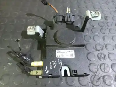 Second-hand car spare part electronic module for audi a3 (8p) 1.6 fsi ambiente 116 cv / 85 kw oem iam references 8p0035225d  