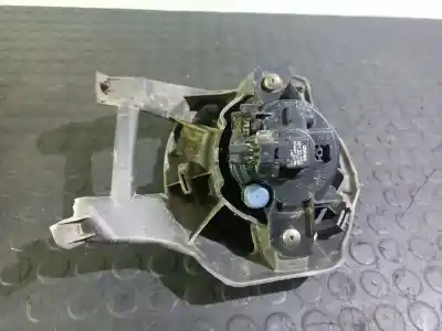 Автозапчасти б/у правая противотуманная фара за RENAULT CLIO III Exception 2 ссылки OEM IAM 8200002470  