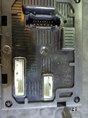 Peça sobressalente para automóvel em segunda mão módulo eletrônico por renault clio iii exception 2 referências oem iam 8200383473  