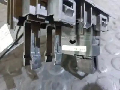 Second-hand car spare part headlights switch for renault clio iii exception 2 oem iam references 8200475624  8200379685