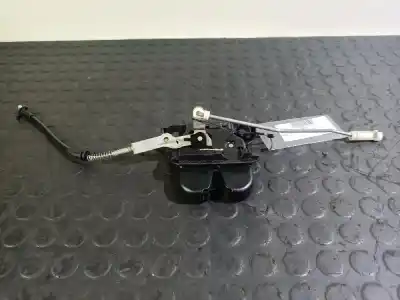 Second-hand car spare part trunk lock for audi a4 avant (8e) 2.5 tdi oem iam references   