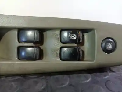 Peça sobressalente para automóvel em segunda mão Botão / Interruptor Elevador Vidro Dianteiro Esquerdo por CHEVROLET LACETTI SX Referências OEM IAM 612W21000  