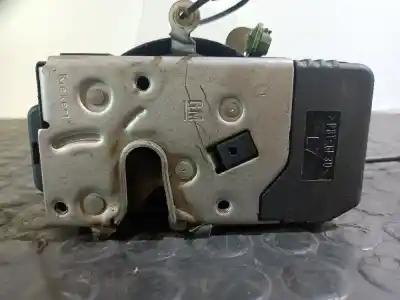 Second-hand car spare part left front door lock for corsa astra g berlina club oem iam references 24444015  