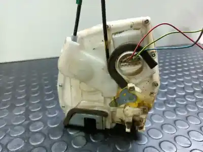 Second-hand car spare part rear left door lock for suzuki swift berlina mz gl 5ptas. oem iam references 6230262j20  