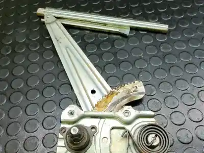 Second-hand car spare part rear left window regulator for suzuki swift berlina mz gl 5ptas. oem iam references 