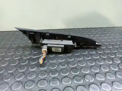 Second-hand car spare part right front power window switch for mazda 3 berlina (bk) 1.6 crdt active oem iam references 03123100bp4k66370  