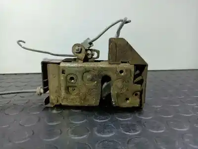 Peça sobressalente para automóvel em segunda mão fechadura da porta dianteira direita por ford fiesta berlina referências oem iam   