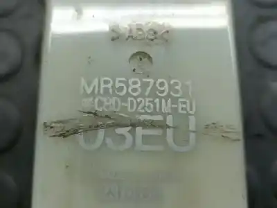 Peça sobressalente para automóvel em segunda mão botão / interruptor elevador vidro dianteiro esquerdo por mitsubishi montero (v80/v90) 3.2 di-d cat referências oem iam mr587931  