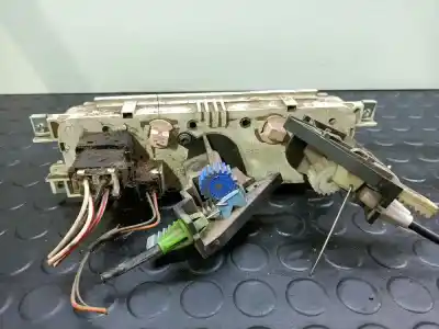 Peça sobressalente para automóvel em segunda mão comando de sofagem (chauffage / ar condicionado) por ford transit 2.0 td 85 cv --f3fa-- referências oem iam 