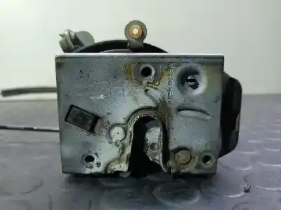 Peça sobressalente para automóvel em segunda mão Fechadura Da Porta Dianteira Direita por OPEL CORSA C 1.2 16V CAT (Z 12 XE / LW4) Referências OEM IAM 24434883  