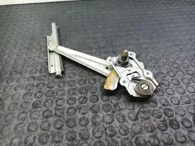 Second-hand car spare part rear right window regulator for suzuki swift berlina mz gl 5ptas. oem iam references 
