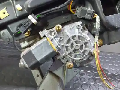 Second-hand car spare part rear left window regulator for audi 100 berlina (c4) europa oem iam references   