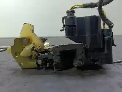 Pezzo di ricambio per auto di seconda mano serratura porta anteriore destra per opel zafira a zafira a riferimenti oem iam 