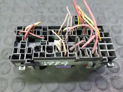 İkinci el araba yedek parçası RÖLE/SIGORTA KUTUSU için RENAULT MEGANE II BERLINA 5P  OEM IAM referansları 770329719  