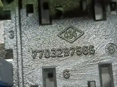 Автозапчастина б/у реле/запоперівник для renault clio ii fase ii 1.2 посилання на oem iam 7703297565  