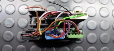 Peça sobressalente para automóvel em segunda mão comandos de alavanca por land rover discovery td5 e referências oem iam 03035020  03035013