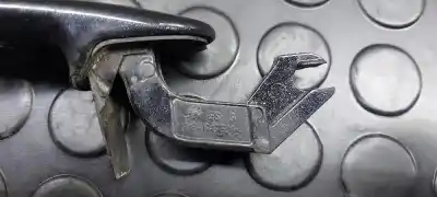 Second-hand car spare part exterior right front door handle for seat ibiza (6l1) ibiza 6l1 oem iam references 3b0837207