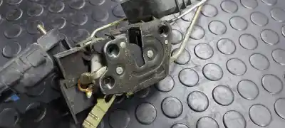 Peça sobressalente para automóvel em segunda mão fechadura da porta dianteira direita por hyundai coupe (j2) 1.6 fx coupe referências oem iam 813252c000